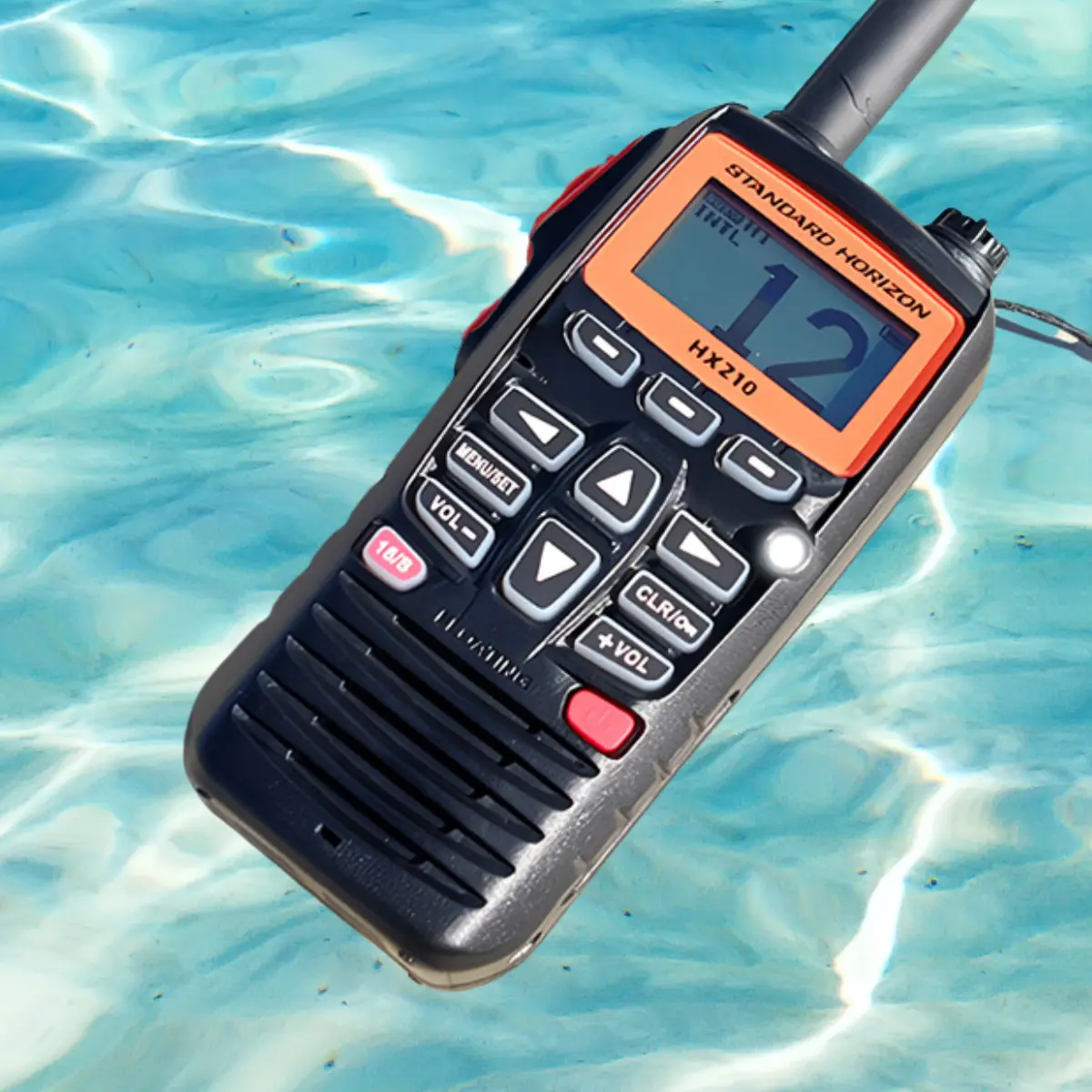 Radio die op het water drijft, met stroboscoop-nood-LED verlicht